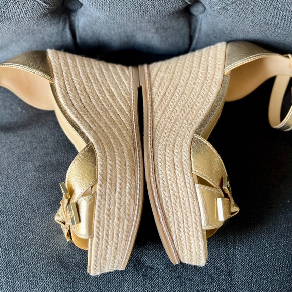 Michael Kors gold leather wedges - Picture 6 of 8